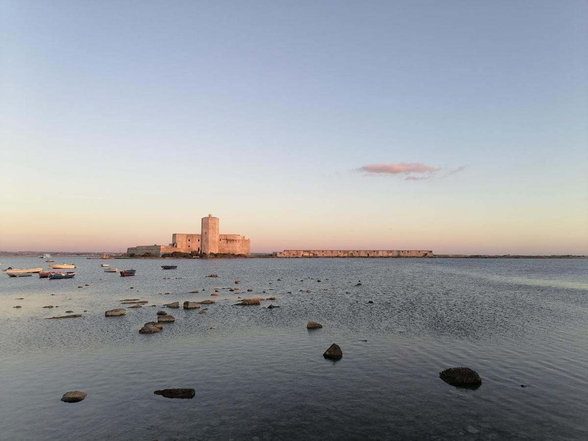 Apartamento Le Rose Di Maria Trapani Exterior foto